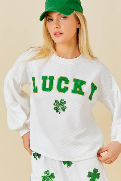 LUCKY LETTER PATCH CREWNECK TOP: S-L / WHITE
