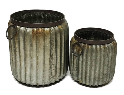 Set Of 2 Rustic Ribbed Planters