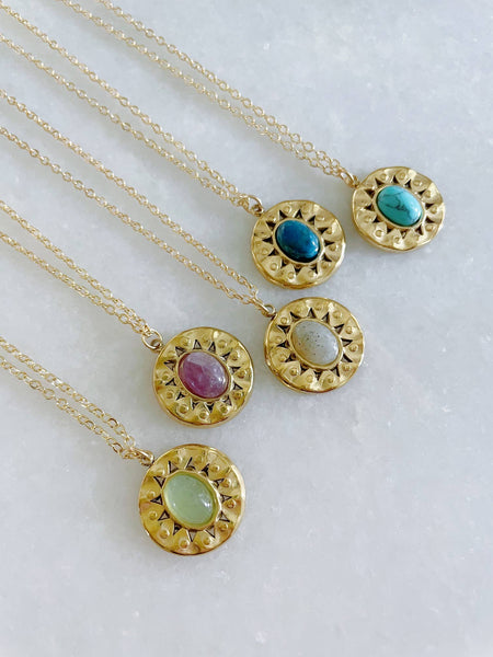Round Pendant Necklaces, Oval Stone Necklace, Gold Layering: Purple / 18"