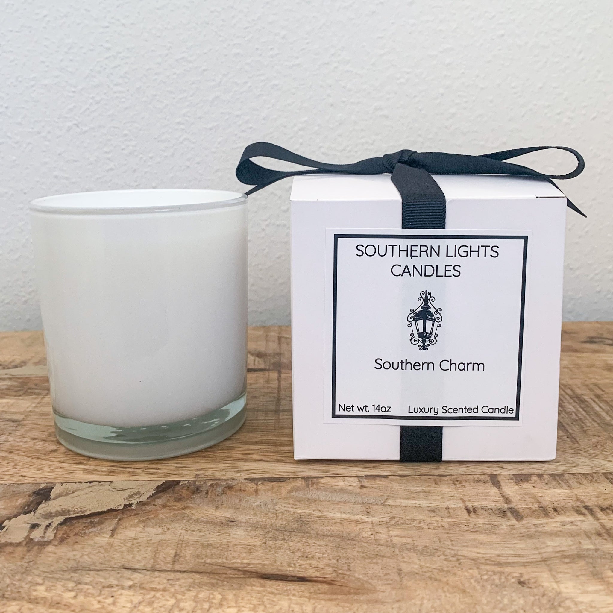 Southern Charm 14oz Lux Wood Wick Candle